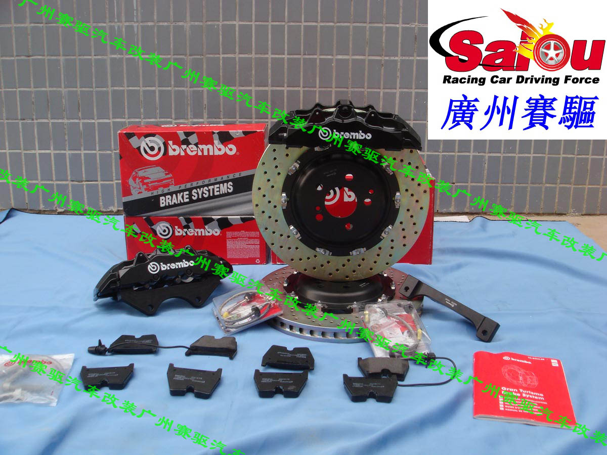 意大利BREMBO 黑色競技版八活塞剎車卡鉗 BREMBO 8活塞剎車鮑魚 大大縮短剎車距離